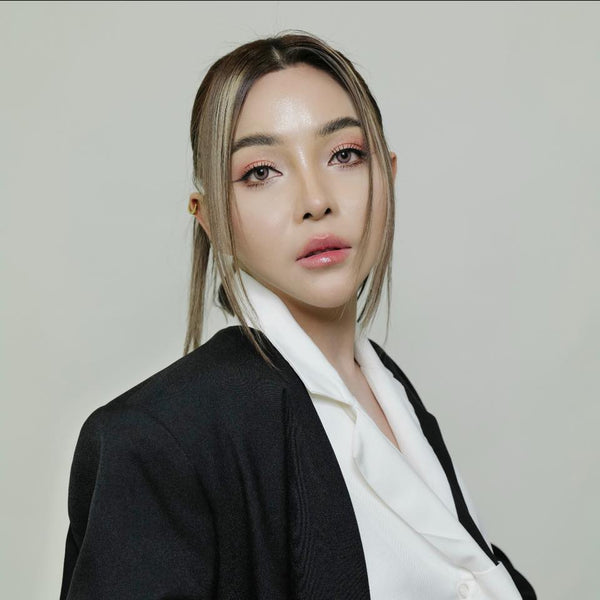 MADAM DA