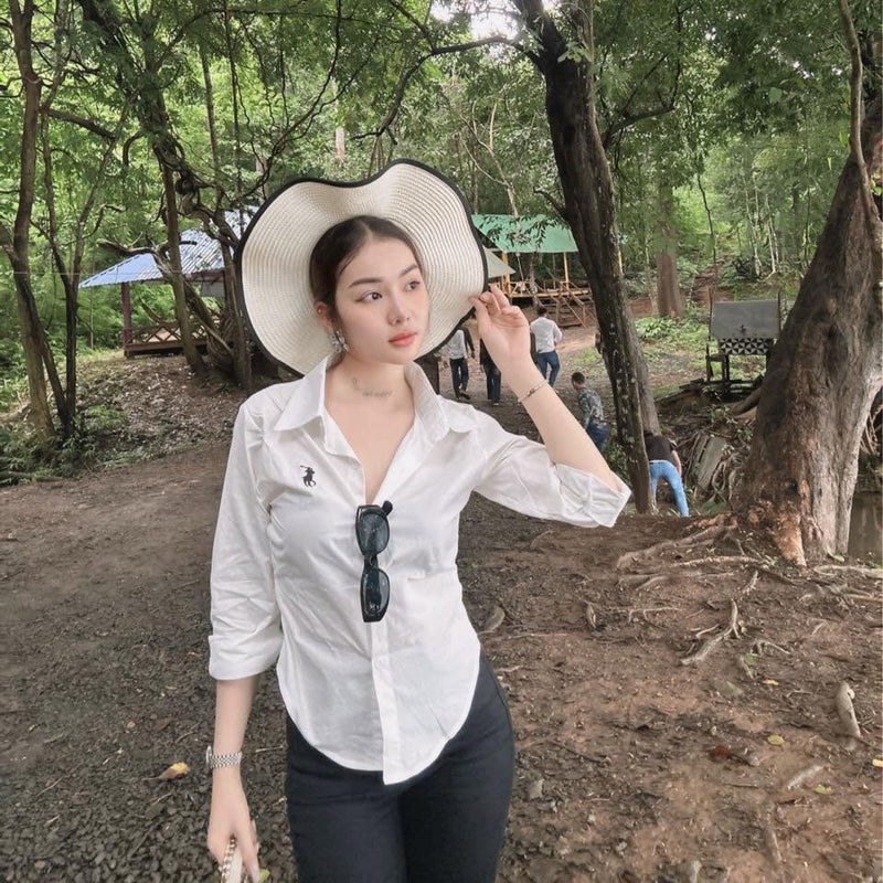 Meas Sreyneang