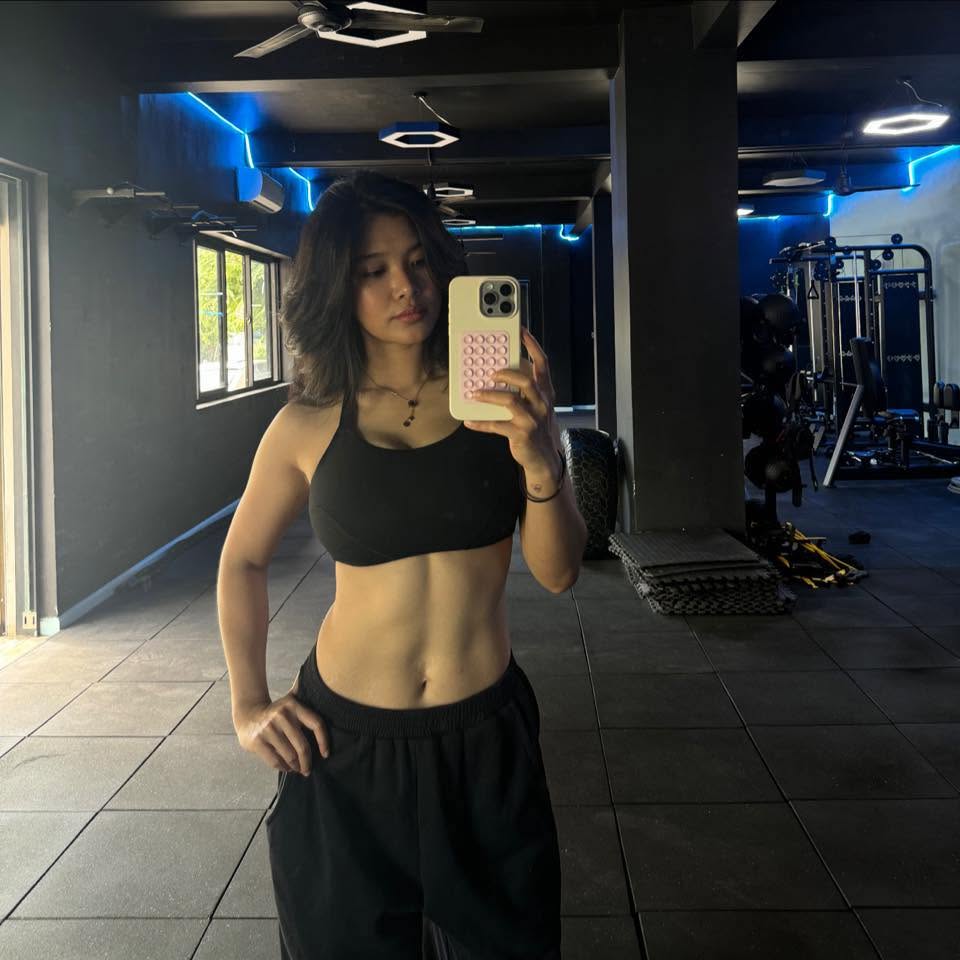 Fit mom24