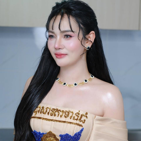 សោភាលក់ទង់ជាតិ
