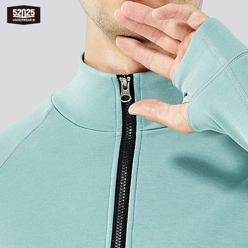 52025 Premium Zip Thermal Underwear – Multi-Layer Warmth, Functional Zip-Neck, Thumbhole Sleeves and a Merino Wool Blend