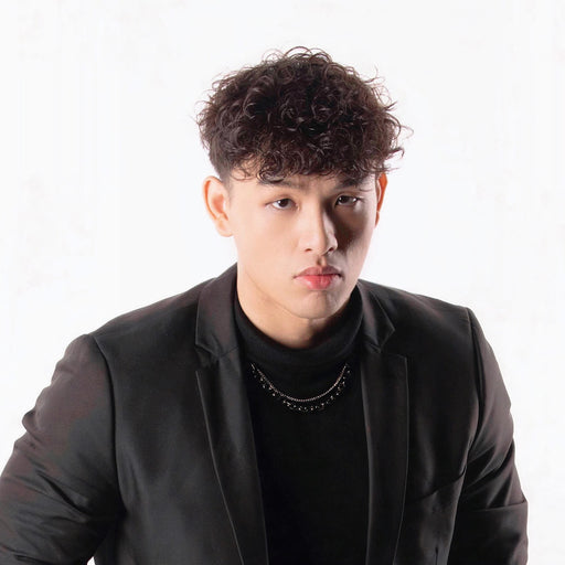 Chris Dyna - គ្រីស ឌីណា