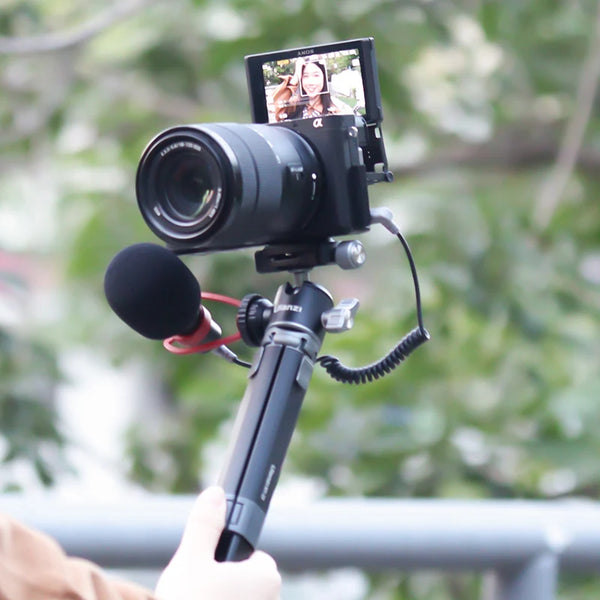 ជើងកាមេរ៉ា Ulanzi MT-24 Vlog Lite Metal Mini Tripod ពង្រីក Vlog Selfie Stick Tripod ជាមួយ Cold Shoe សម្រាប់មីក្រូហ្វូន LED Light DSLR SLR Camera
