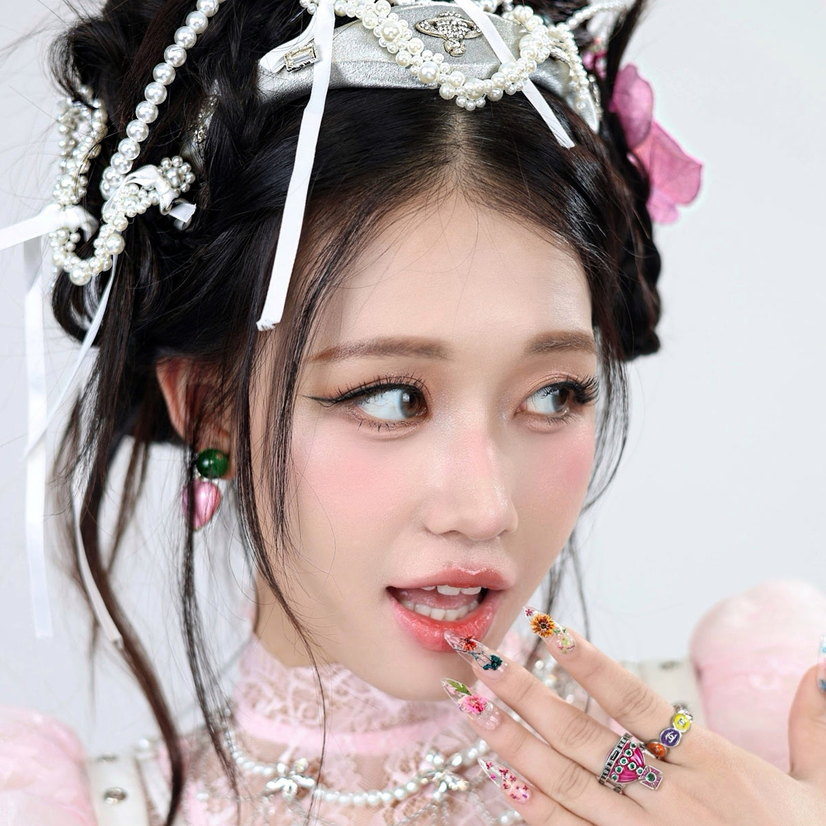MiNA