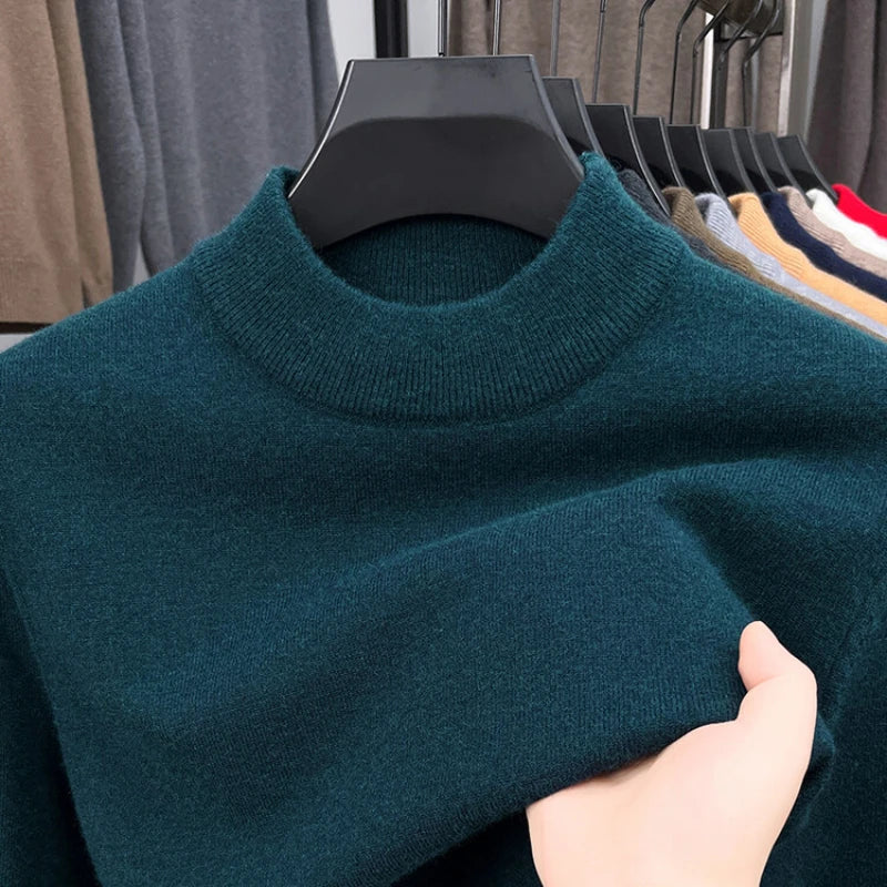 Half-high Collar Slim-fit Basic Solid Color Men's Warm Autumn and Winter Sweater, Daily Casual Long-sleeved T-shirt.