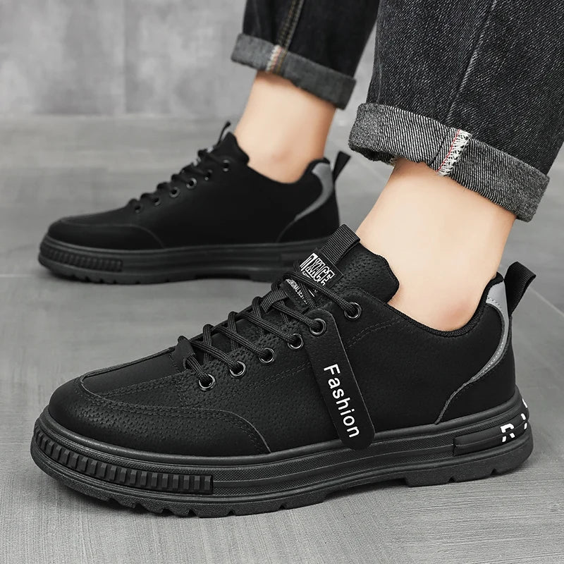 Men's casual shoes four seasons new soft-sole non-slip outdoor work shoes flat shoes fashion comfort youth Joker walking shoes