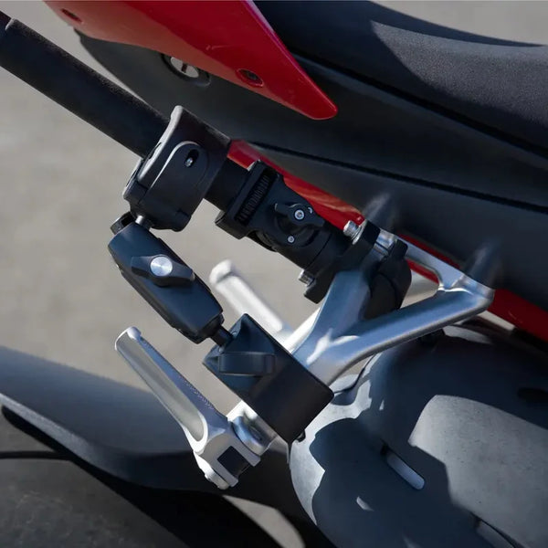DJI Osmo Dual Heavy-Duty Clamp durable clamp pairs with Motorcycle Heavy-Duty Mount and Carbon Fiber Selfie Stick for Osmo 360
