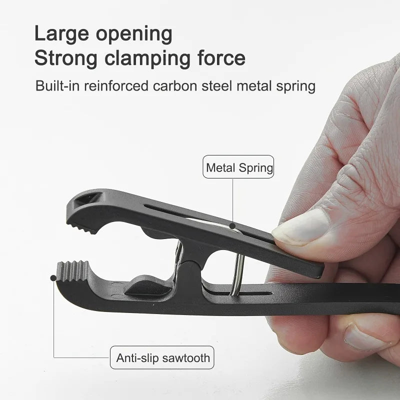 2pcs Heavy Duty Plastic Clothes Pins Towel Clips with S Hooks Multipurpose Laundry Hanging Clips for Home Apparel Store.