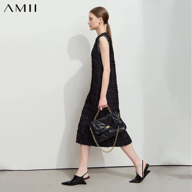 Amii Minimalist Crew Neck Fringed Dress 2026 Summer Elegant Fragrant Bead Piece Webbing H-shaped Commuter Vest Dress 12521042