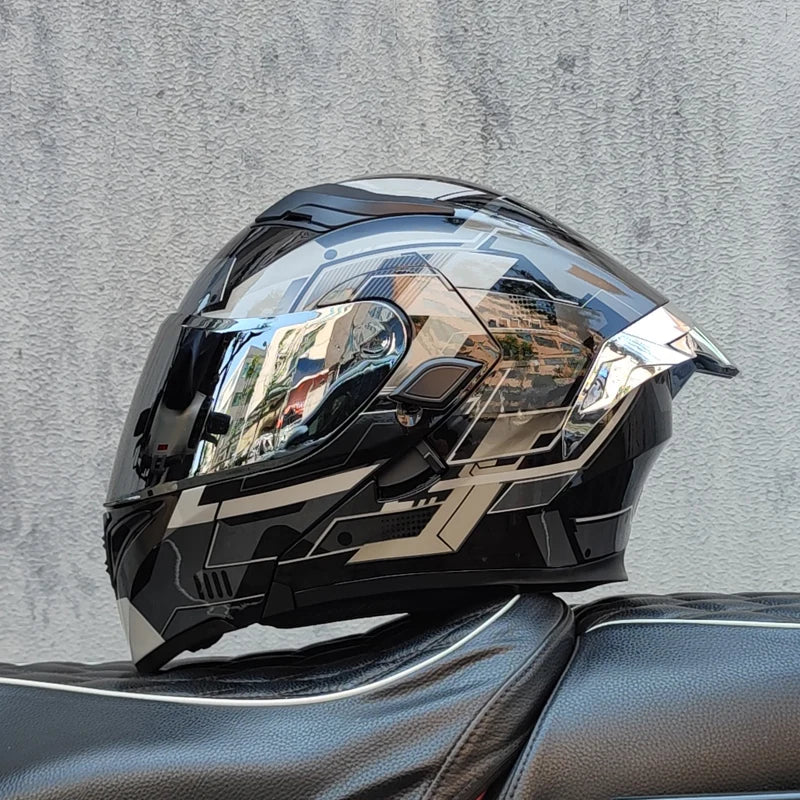 ORZ New DOT Quality Double Lens Flip Helmet Abs Full Face Motorcycle Off Road Motorcycle Racing Helmet Personalized Tail Wing
