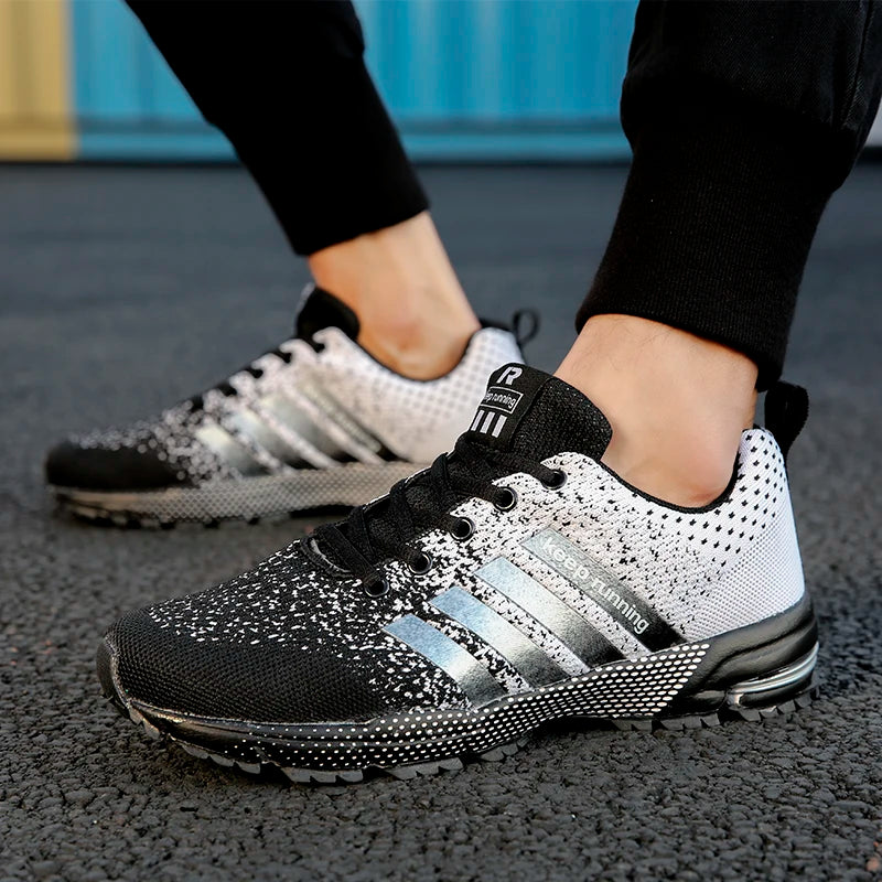 Mens Running Shoes Autumn Hot Selling Breathable Mesh Lightweight Outdoor Jogging Fitness Leisure Sports Shoes for Men