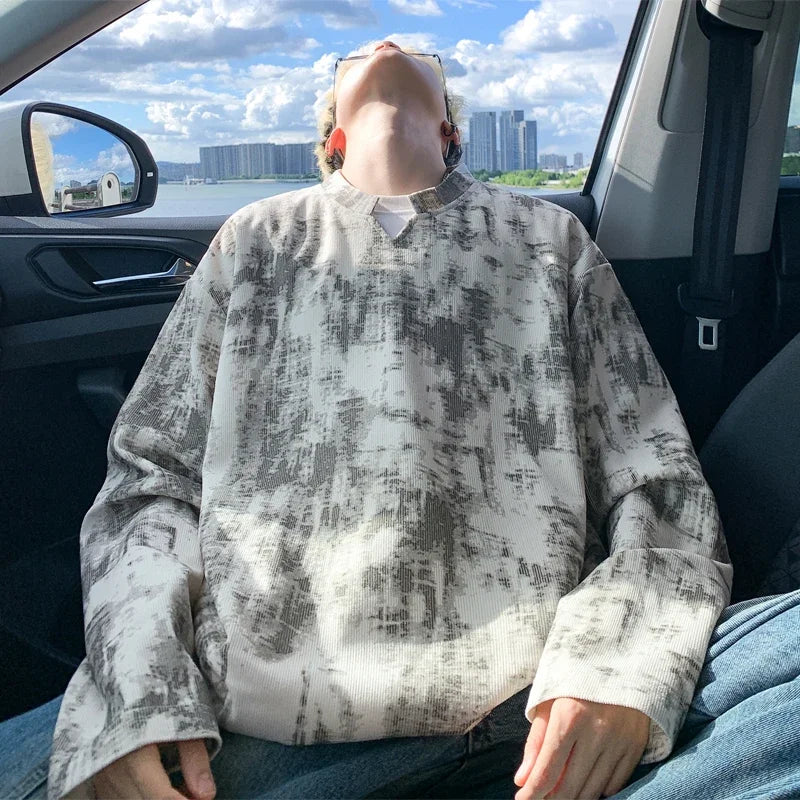 Male Streetwear Gradient Dye Long Sleeve Top Crew Neck Ink Splash Print Oversized Fit For Various Autumn Daily Occasions