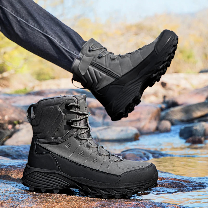 Men's training boots four season new anti-slip breathable casual high top outdoor field hiking boots Professional tactical boots