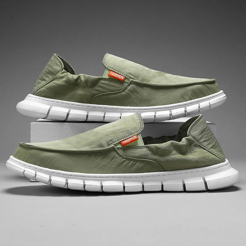Mens Walking Shoes 2025 New Lightweight Low Cut Luxury Design Fashion All Season Wear Travel Sports Shoes Trendy Sneakers Men