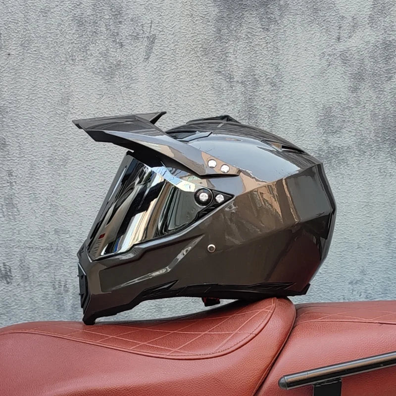 Off road motorcycle helmet, forest speed drop DH helmet, full coverage road rally helmet, suitable for all seasons