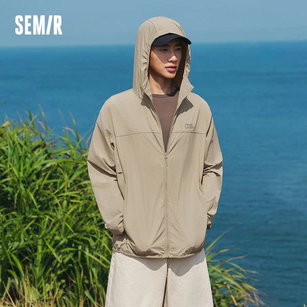 អាវក្រៅបុរស Semir UV 2026 មានមួក មានអារម្មណ៍ត្រជាក់ ស្ទីលគូស្នេហ៍ ស្មាធម្មតា ម៉ូដធម្មតា ទន់ ពាក់ប្រចាំថ្ងៃ
