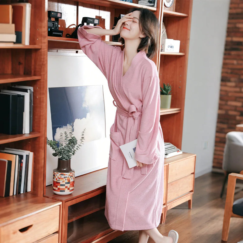 New Arrival Long Sleeve Men Women Bathrobe 2026 Spring Autumn V-Neck Couple Robes Lounge Wear Sleepwear Pure Color Loungewear