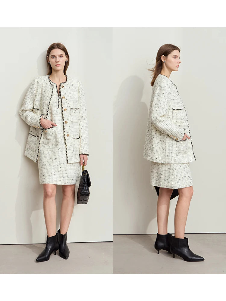 AMII Women's 2026 Winter Woolen Coat Elegant O-Neck Plaid Medium Long Clothing Loose Long Sleeves Warm Ladies Outerwear 12443074