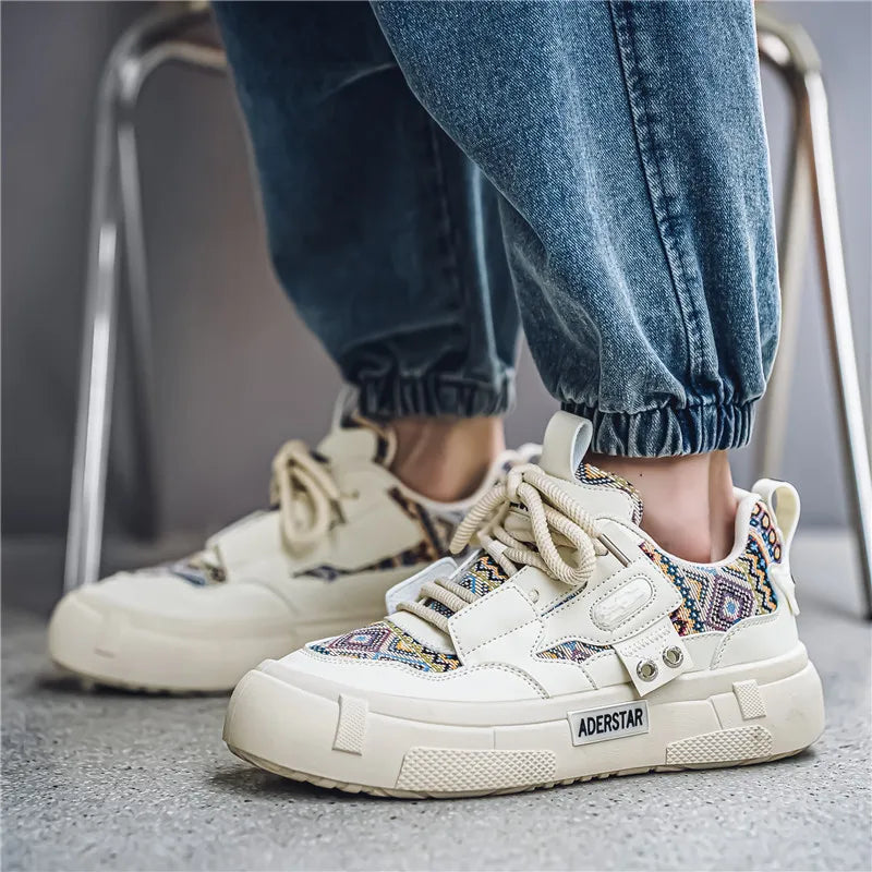 Men's Joker Flat Shoes Four Seasons New Lightweight Soft-sole Outdoor Walking Shoes Fashion Youth Comfortable Sports board Shoes