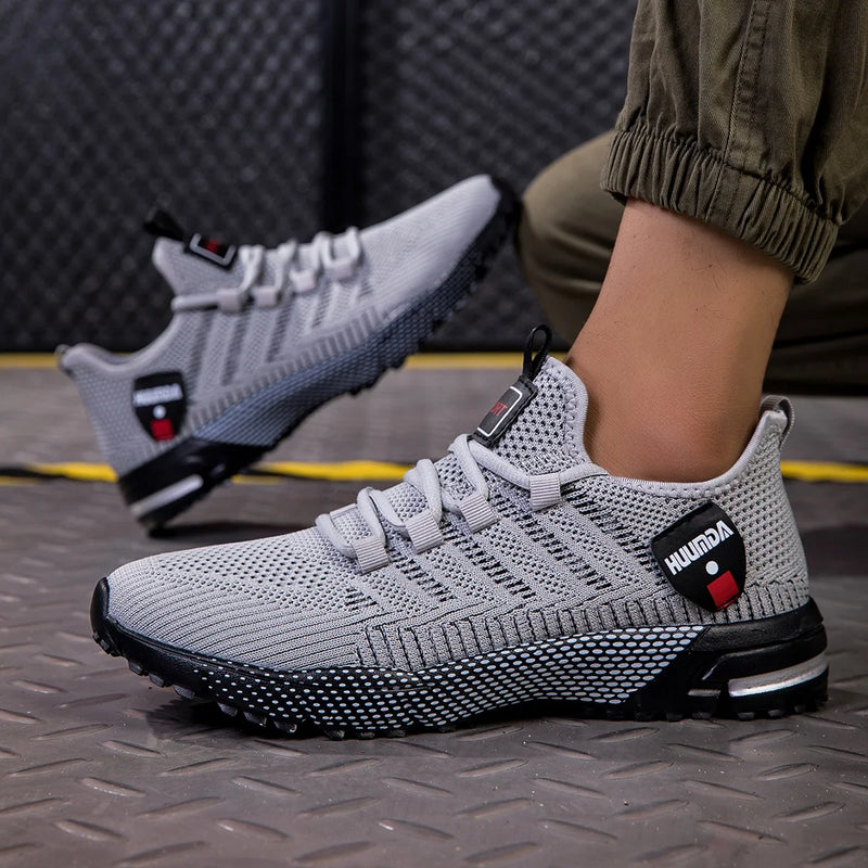 Men Sports Shoes Trend Mesh Breathable Leisure Lace Up Soft Soled Sports Shoes 2026 New Comfortable Versatile Tennis Shoes
