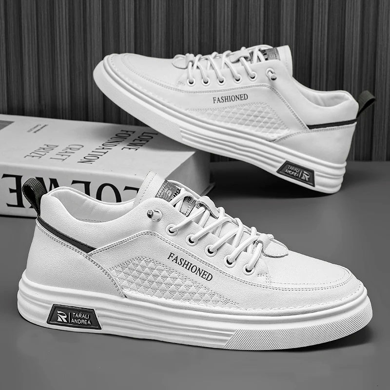 Men's Slip On Casual Shoes Summer Breathable Lightweight Soft-Sole Outdoor Flat Walking Shoes Fashion Student White Board Shoes