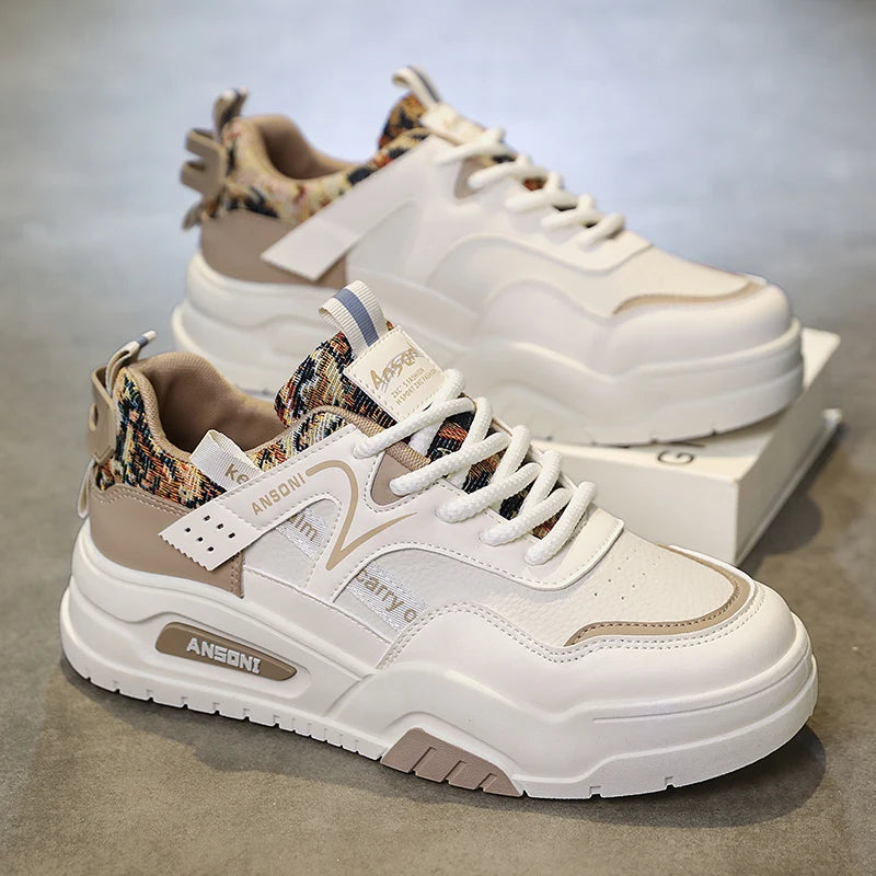 Men's fashion Korean casual shoes four seasons soft sole non-slip breathable outdoor walking shoes Thick sole sports board shoes