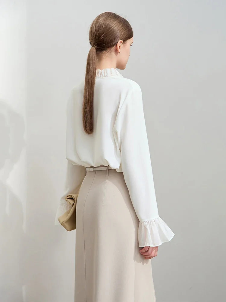អាវ AMII Minimalist Chiffon សម្រាប់ស្ត្រី រដូវស្លឹកឈើជ្រុះឆ្នាំ ២០២៥ អាវការិយាល័យថ្មី V-neck Ruffle Splicing អាវដៃវែងរលុង 12511078
