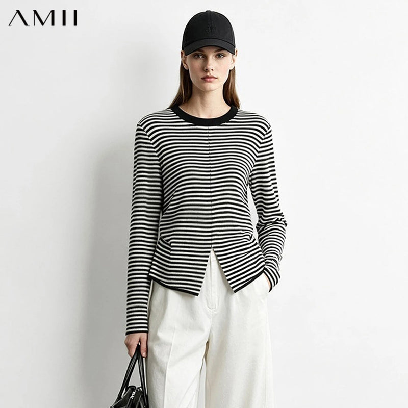 អាវយឺត Amii រដូវស្លឹកឈើជ្រុះឆ្នាំ ២០២៦ ថ្មីសម្រាប់នារី ឆ្នូតៗ ក រាងអក្សរ O ពណ៌ផ្ទុយគ្នា បែកជាបួន ផ្នត់ ស្លីម ហ្វីត ប៉ូឡូវើរ សម្រាប់នារី អាវប៉ាក់ 12643069