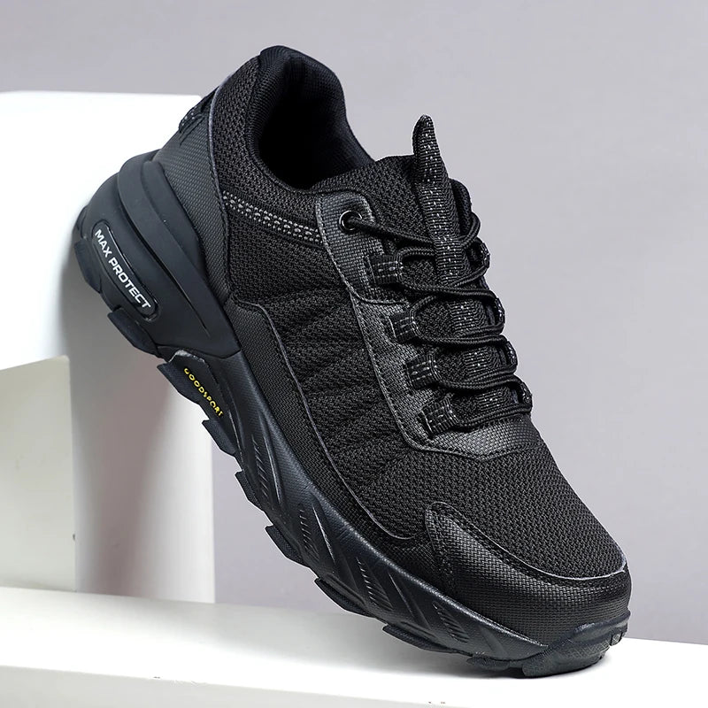 Men's mesh light casual sneakers spring summer new breathable soft sole outdoor racing running shoes students speed sports shoes