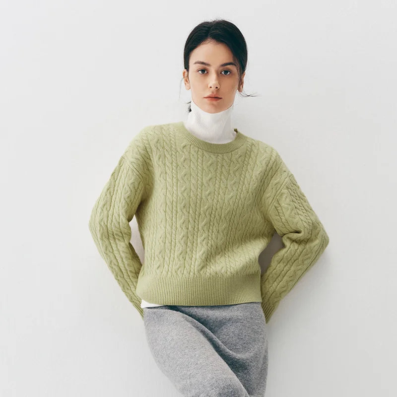 Semir Women Sweater Crew Neck Cropped Length Soft Touch 2026 Winter Warm Knit Everyday Style Layering Wear Clean Silhouette