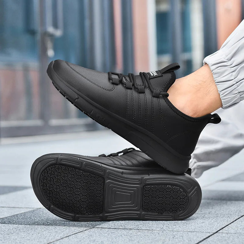 Men's light casual shoes four seasons new soft-sole anti-slip waterproof breathable walking shoes chef hotel kitchen work shoes