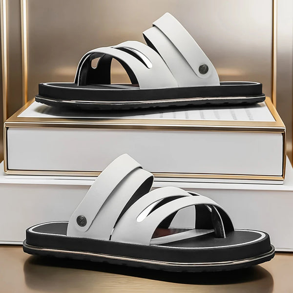 Flip-flops summer new soft-sole Men's outdoor casual sandals beach pool quick-dry breathable light flat fashion comfort sandals