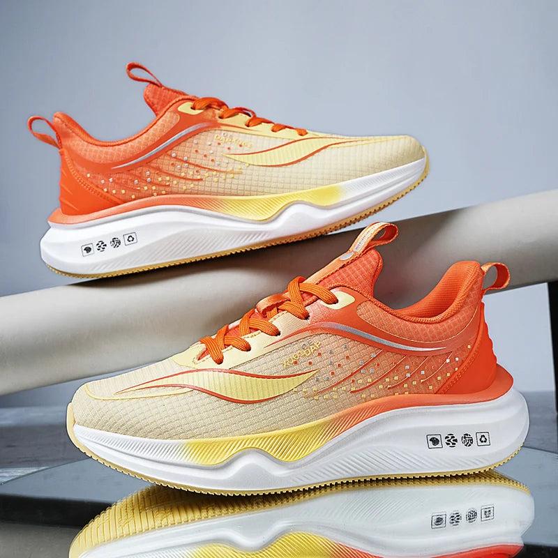 Men's sneakers New four seasons lightweight breathable soft-sole racing outdoor casual running shoes student speed sports shoes