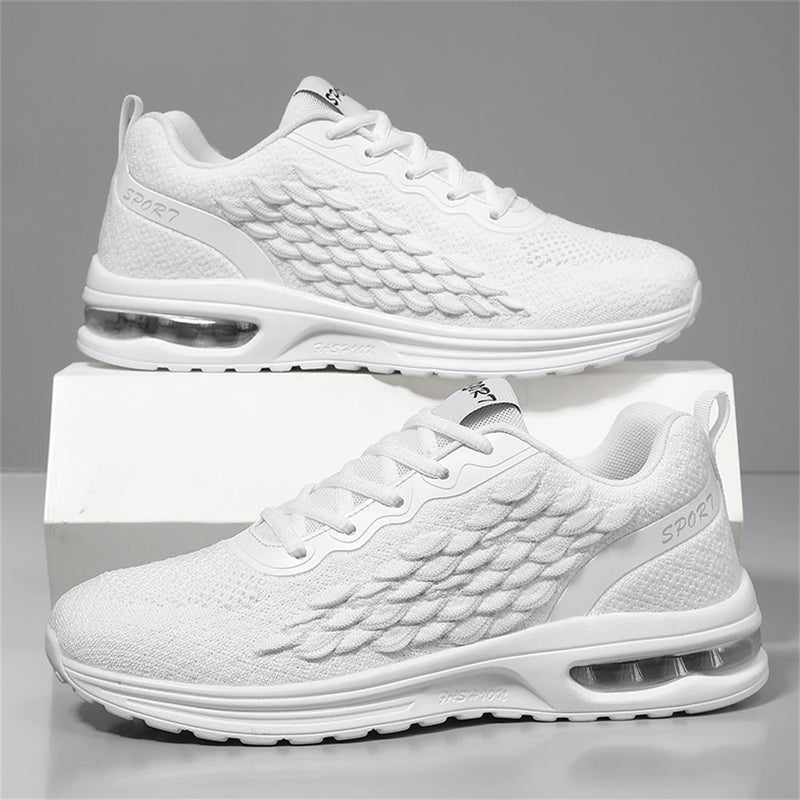 Men women's mesh casual sneakers four seasons new breathable light soft-sole shock-absorbing outdoor couple running sports shoes