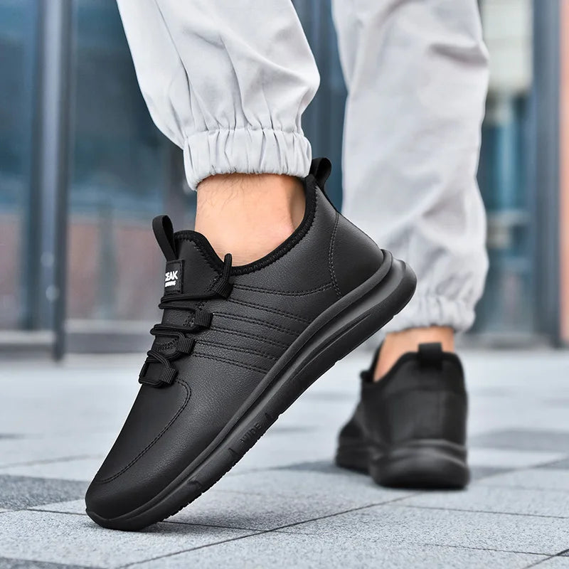 Men's light casual shoes four seasons new soft-sole anti-slip waterproof breathable walking shoes chef hotel kitchen work shoes