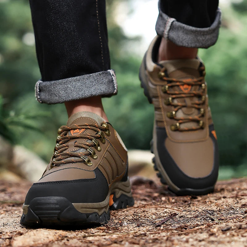 Men's Plus Size Outdoor Hiking Shoes Four Seasons Non-Slip Comfort Casual Walking Shoes Fashion Youth Joker Sports Running Shoes