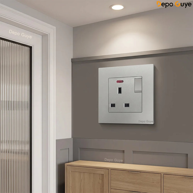 Universal 18W Type-C Quick charge Double Power Outlet,220V Electrical Wall Light 2way Switch UK 13A Wall Double USB Plug Socket