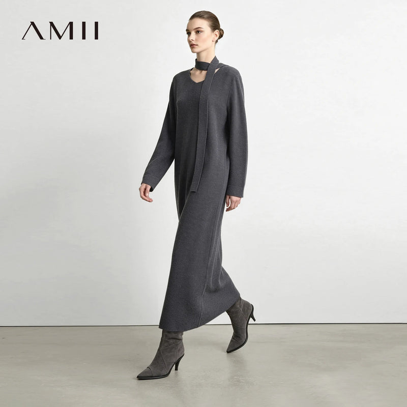 Amii Women's V-Neck Long Sleeve Maxi Dress Oversized Minimalist Elegant Casual Loose Knit Dresses for Women 2026 Autumn 12643020