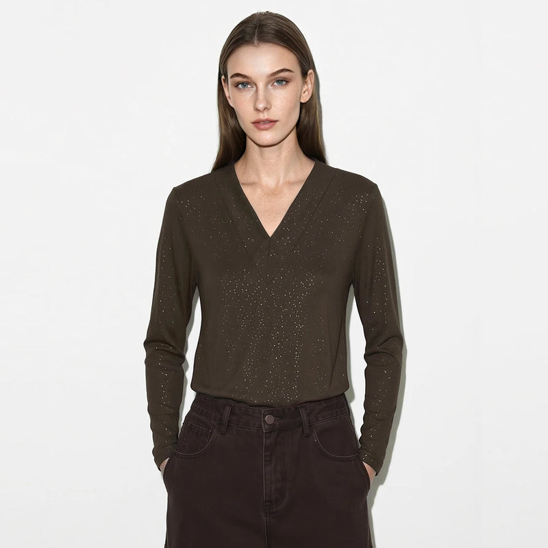 Amii Slim T-shirt V-Neck Long Sleeve Stretch Solid Color T-shirt Women 2026 Autumn New Versatile Cozy Woman Clothing 12613020