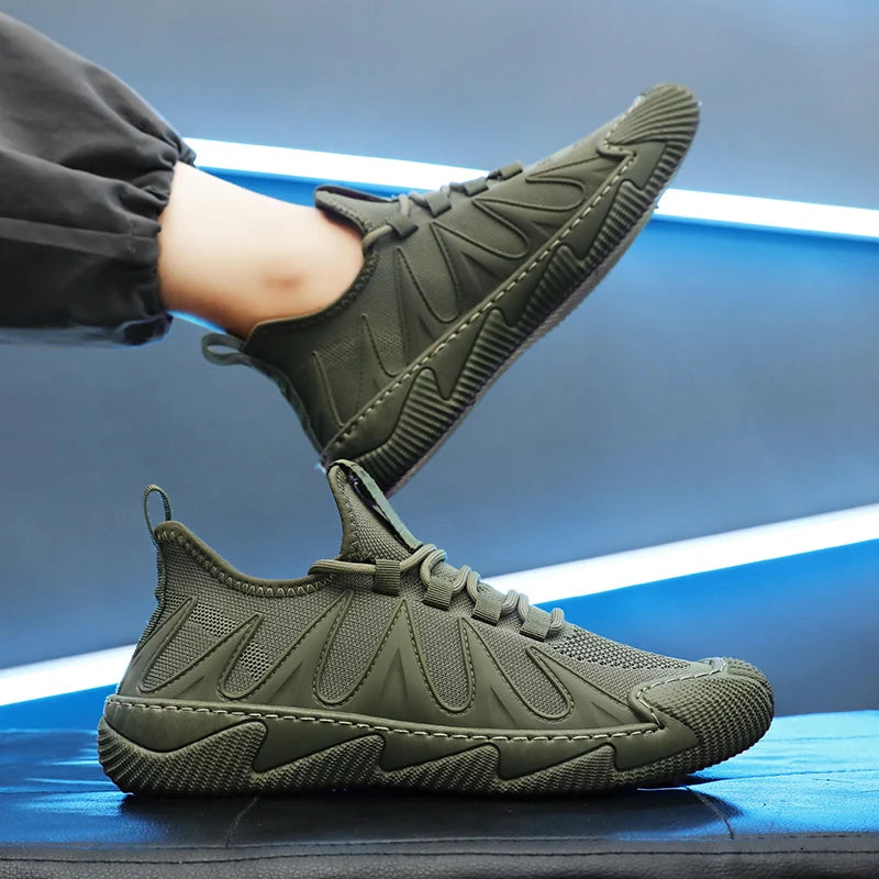 Men's sneakers casual light mesh sports shoes four seasons fashion outdoor soft sole Anti slip Breathable comfort running shoes