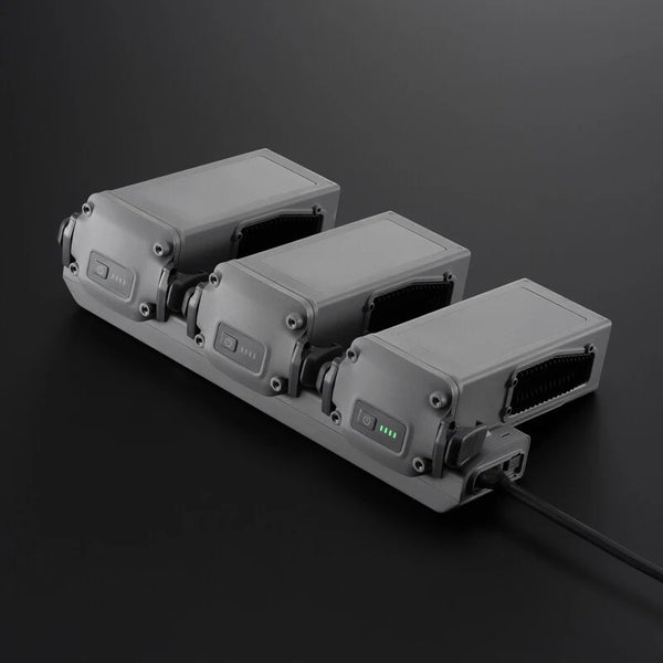 DJI Matrice 4D Series 240W Charging Hub It can simultaneously connect three batteries and charge them one by one