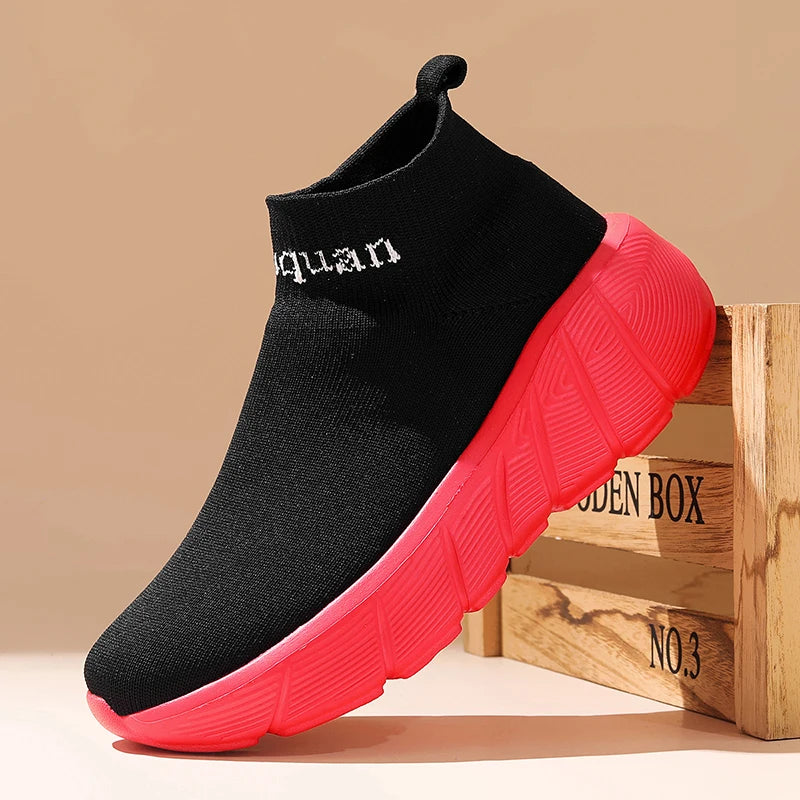 Couples Casual Sports Shoes Summer 2025 Breathe Lightweight Walking Shoes Daily Training Sneakers for Men Women