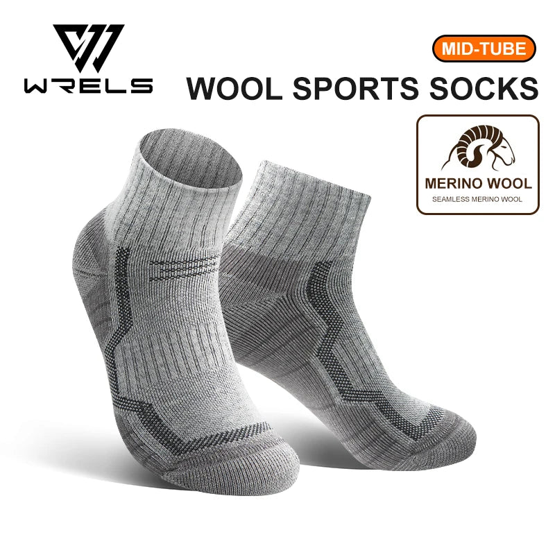 WRELS Merino Wool Socks Unisex Super Thick Thermal Hiking Socks for Cold Weather Compression Running Socks Outdoor Warm Socks