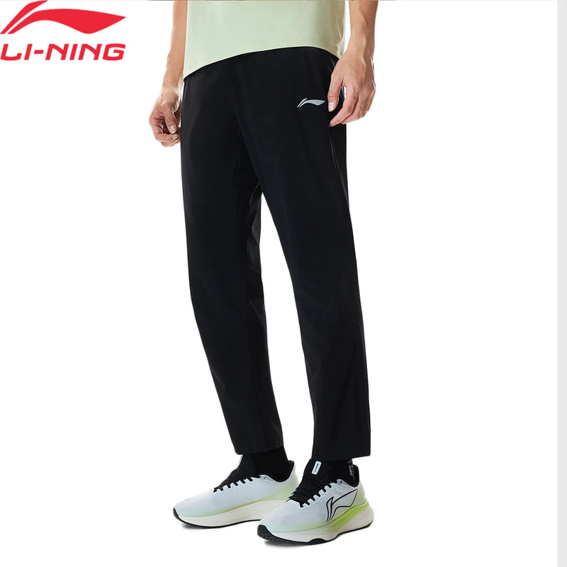 ខោរត់បុរស Li-Ning LN DRY LN COOL មានផាសុកភាព និងឆ្លុះបញ្ចាំងពីពន្លឺ ខោកីឡាអាជីព AYKW271