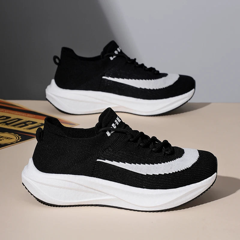 Mens Running Shoes 2025 New Breathe Mesh Lightweight Cushioning Daily Fitness Sneakers Outdoor Flat Mesh Tennis Shoes for Men