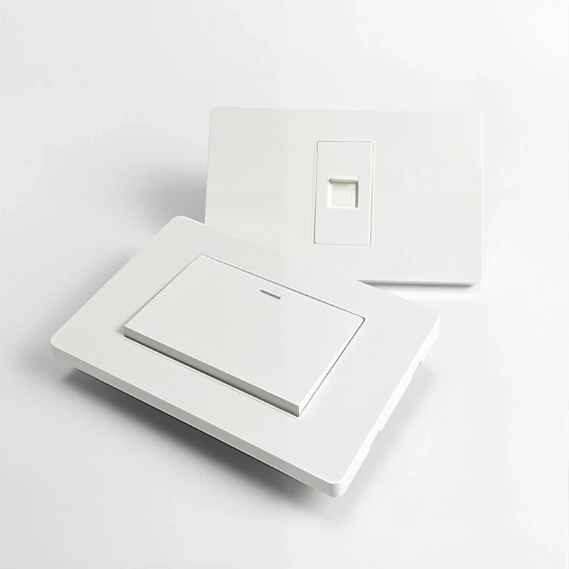 T&I 118  PC plastic panel  socket: USB Type-C, Italian switch , Chilean outlet, very suitable for residential and office spaces