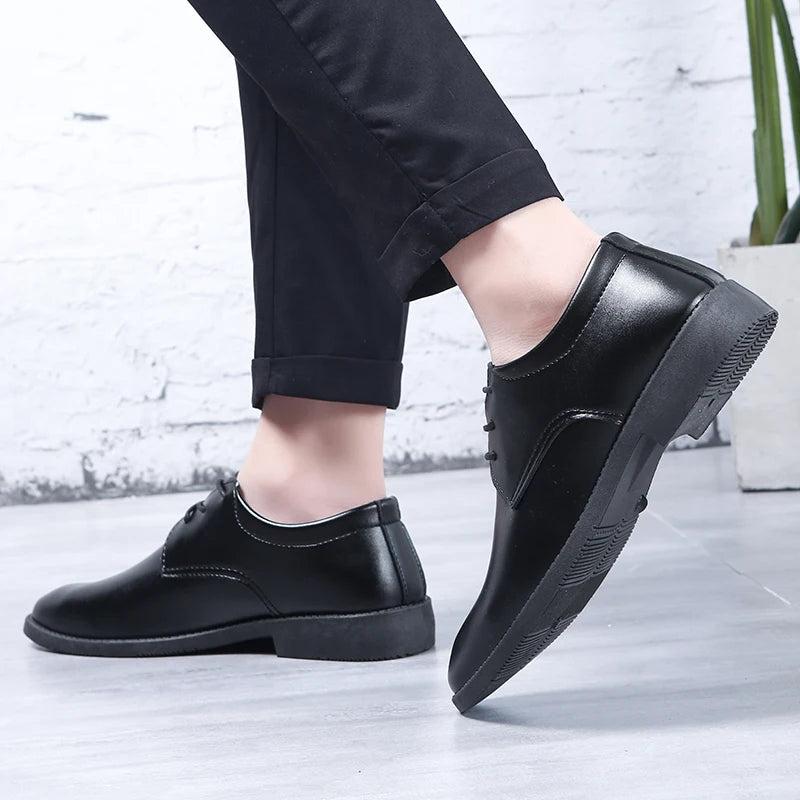 Men's casual British leather shoes four seasons lightweight soft soled business Dress leather shoes fashion versatile men's shoe