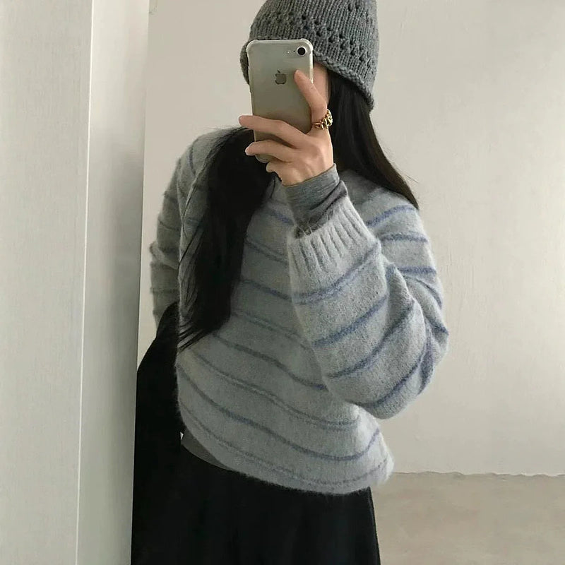 Korean Gentle Wind Round Neck Striped Pullover Sweater Women's Autumn Winter New Versatile Knitted Jumper Top Female Base Layer