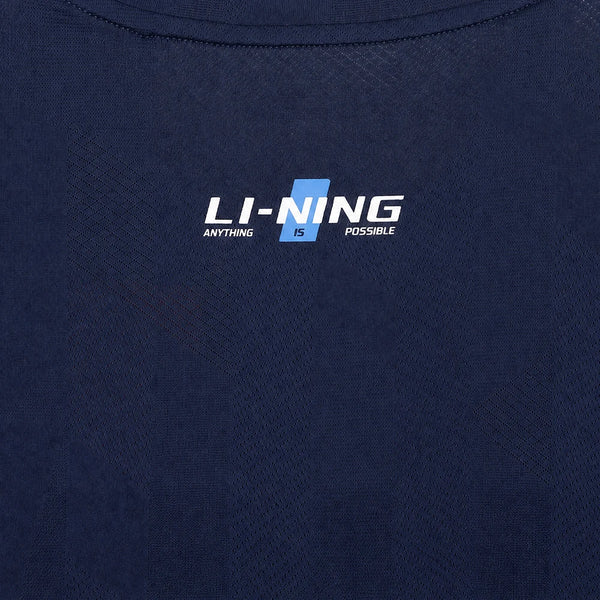 អាវយឺតបុរស Li-Ning Pickleball LN ស្ងួតលឿន ៩០% ប៉ូលីអេស្ទ័រ ១០% អេឡាស្ទីន រាងធម្មតា កមូល មានខ្យល់ចេញចូលបាន អាវយឺតកីឡា LiNing ATSW879