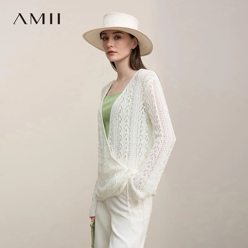 អាវក្រៅ Amii សម្រាប់ស្ត្រី រដូវស្លឹកឈើជ្រុះឆ្នាំ ២០២៦ អាវក្រៅថ្មី ក V រោមចៀមប្រហោង ដៃវែង អាវក្រៅធម្មតា អាវរលុងសម្រាប់ស្ត្រី 12651015